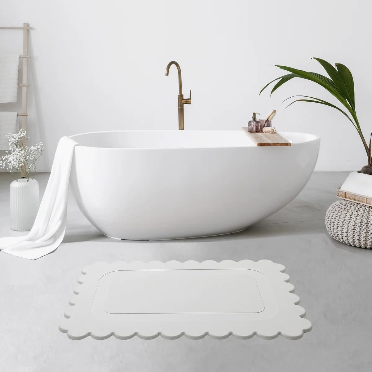 J&V TEXTILES Stone Bath Mat Diatomaceous Earth Shower Mat Non-Slip Super Absorbent Diatomite Stone Mats for Bathroom Floor Quick-Drying Easy to Clean 24''15'' Grey Scallop Stone