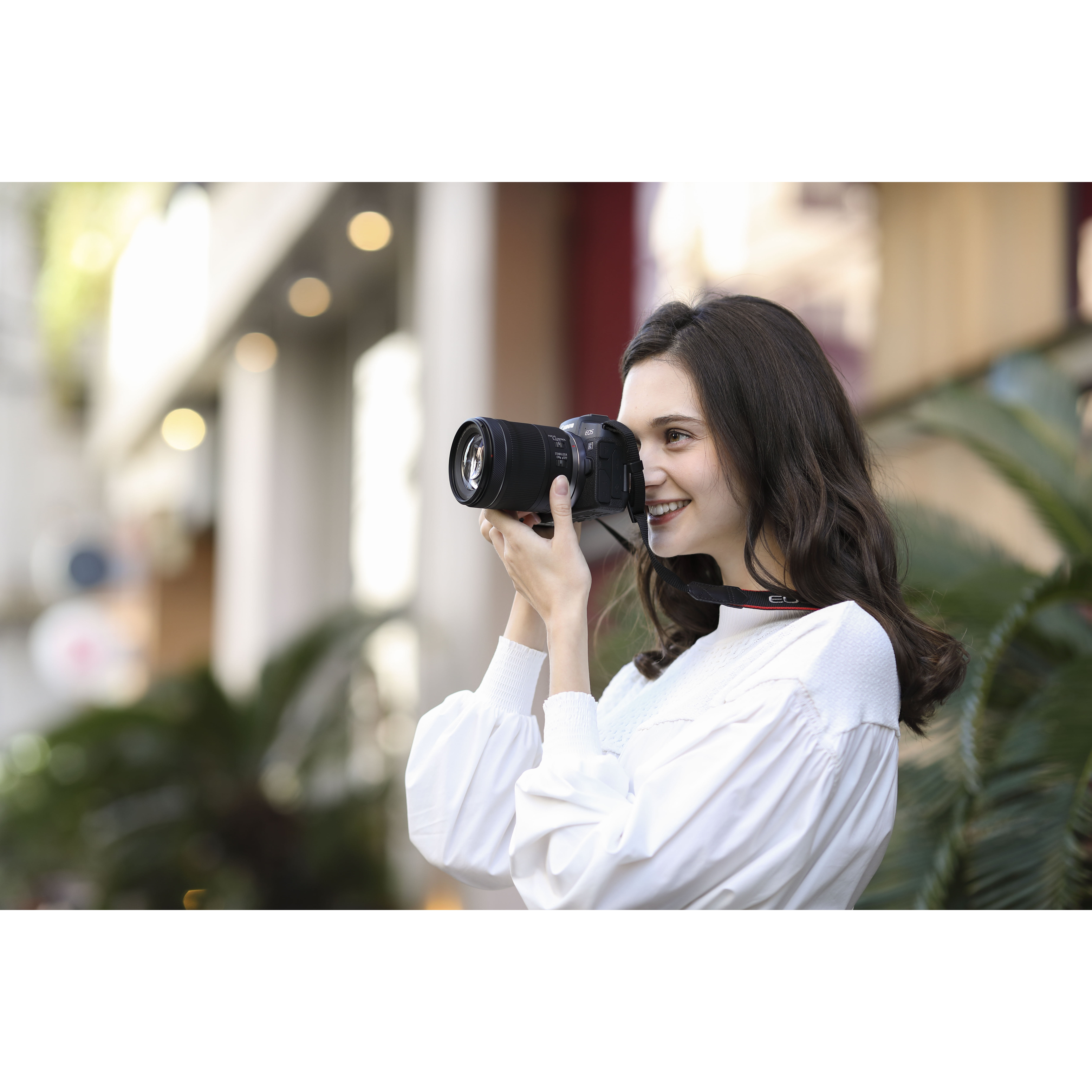 Canon EOS RP RF24-105mm F4-7.1 IS STM Mirrorless Camera Lens Canon EOS RP RF24-105mm F4-7.1 IS STM Mirrorless Camera Lens