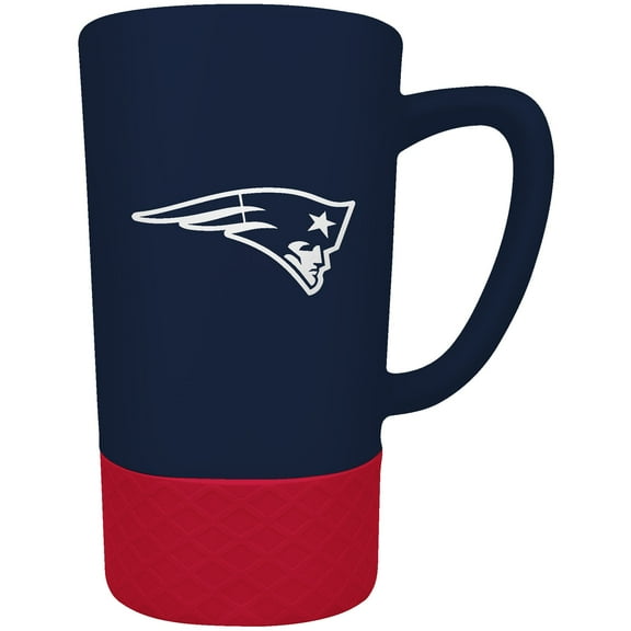 New England Patriots Team Logo 16oz. Laser Etched Jump Mug