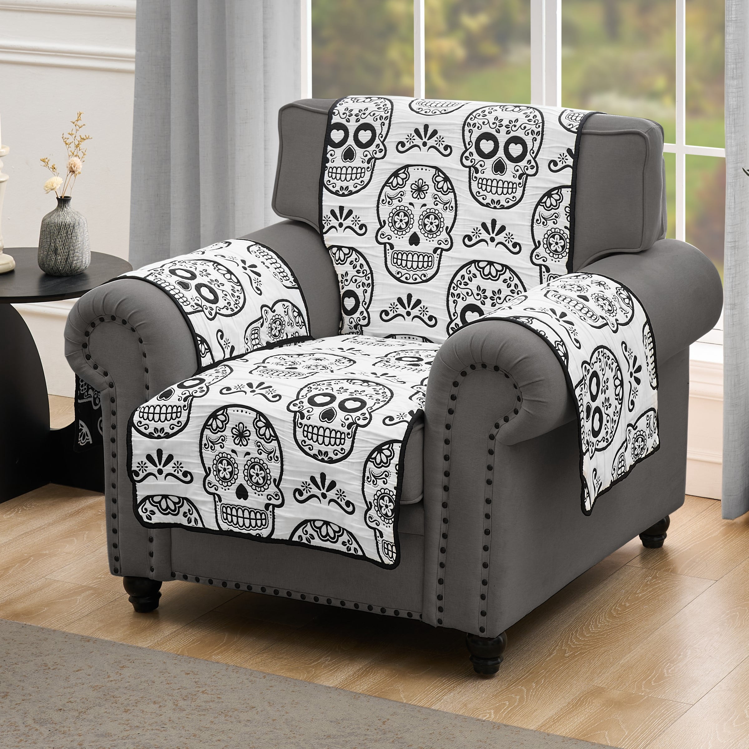 Greenland Home Fashions Sugar Skull Jacqard Woven Reversible Slipcover/Furniture Protector, Armchair