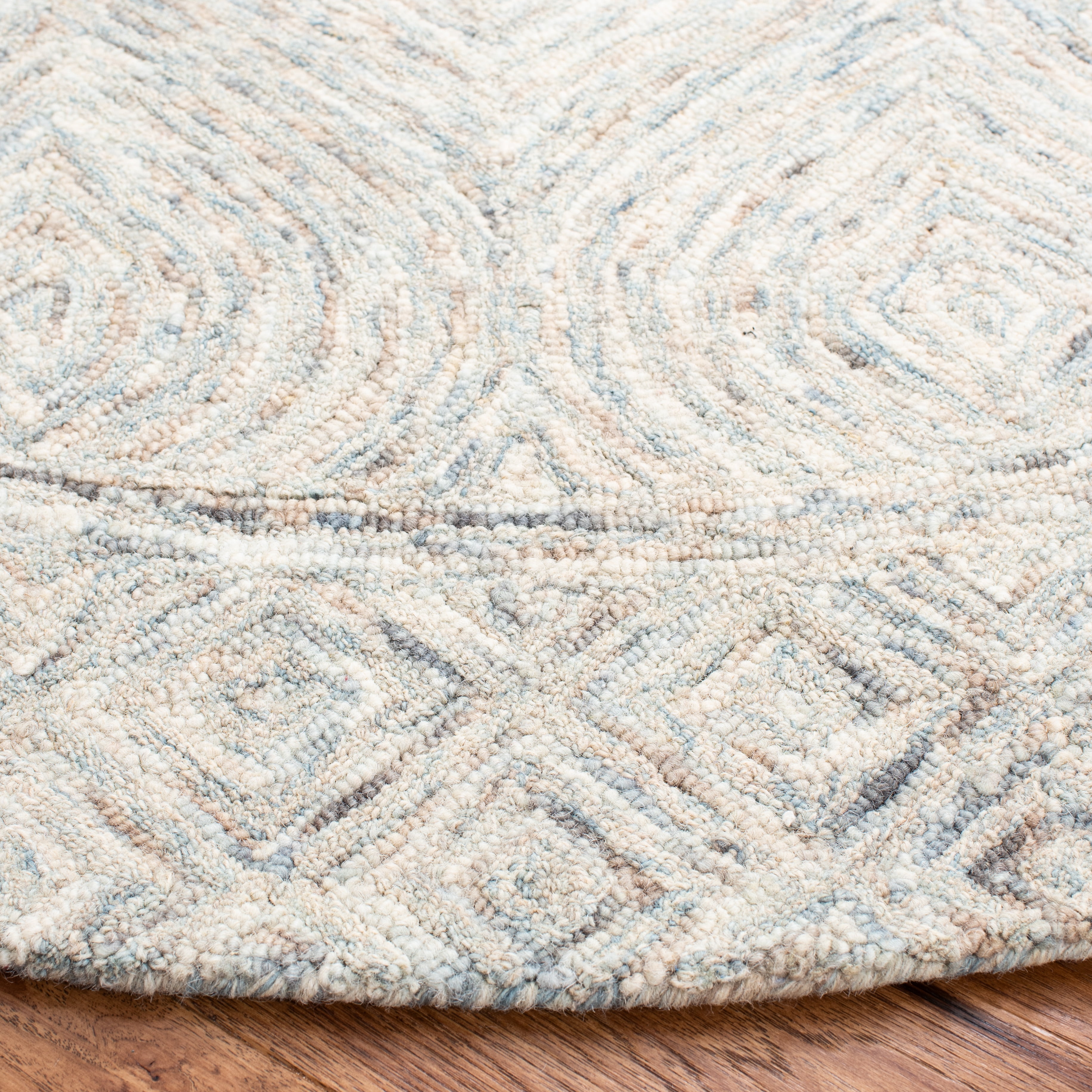 Safavieh Ikat Hartley Geometric Wool Area Rug, Beige/Gray, 6' x 6' Round