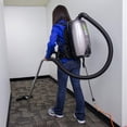 thumbnail image 2 of Aspiradora de mochila Atrix VACBPAI ERGO PRO HEPA, gris, 8 cuartos, 2 of 3