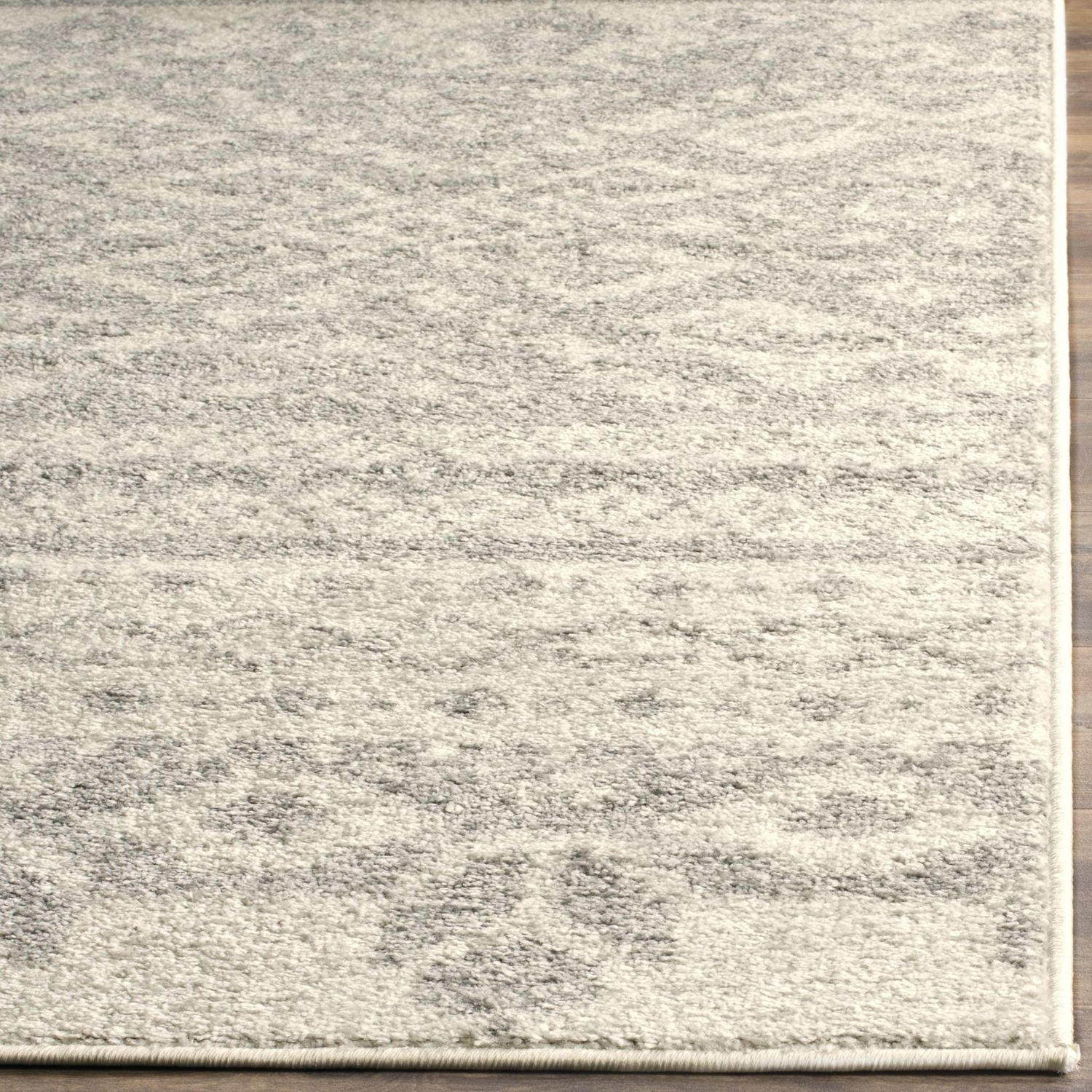Safavieh Adirondack Zachary Tapis
