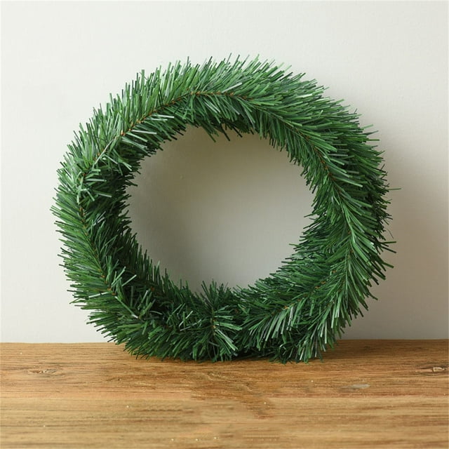 Fiudx Guirnalda Norfolk, Decoración Navideña, Diseño de Ratán Sintético Verde Natural, Larga Duración, Uso En Interiores y Exteriores, Ideal para Transformar Tu Hogar En Una Fiesta, 550 Cm de Largo.