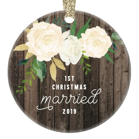 Just Married Ornament 2019, Newlywed Christmas Wedding Gifts Mr and Mrs Bride & Groom 1st Xmas Tree Decor Idea 3