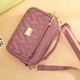 thumbnail image 4 of Bolso bandolera de nailon repelente al aguaTaro Morado, 4 of 5