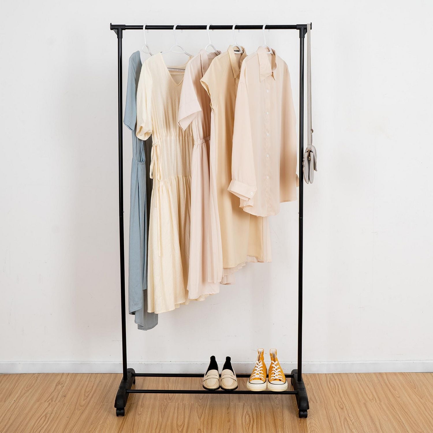 Mainstays Porte-vêtements simple tige simple, noir