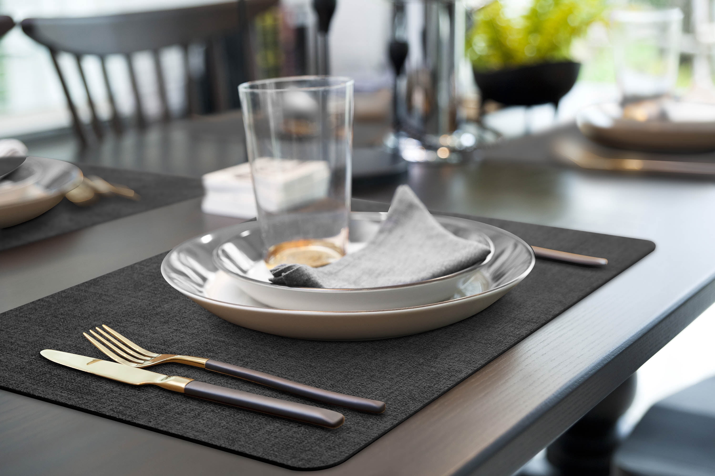 More Décor Faux Leather Placemats for Dining and Kitchen Table - Stain and Heat Resistant, Non Slip, Wipeable, Washable - Set of 4 - Dark Grey