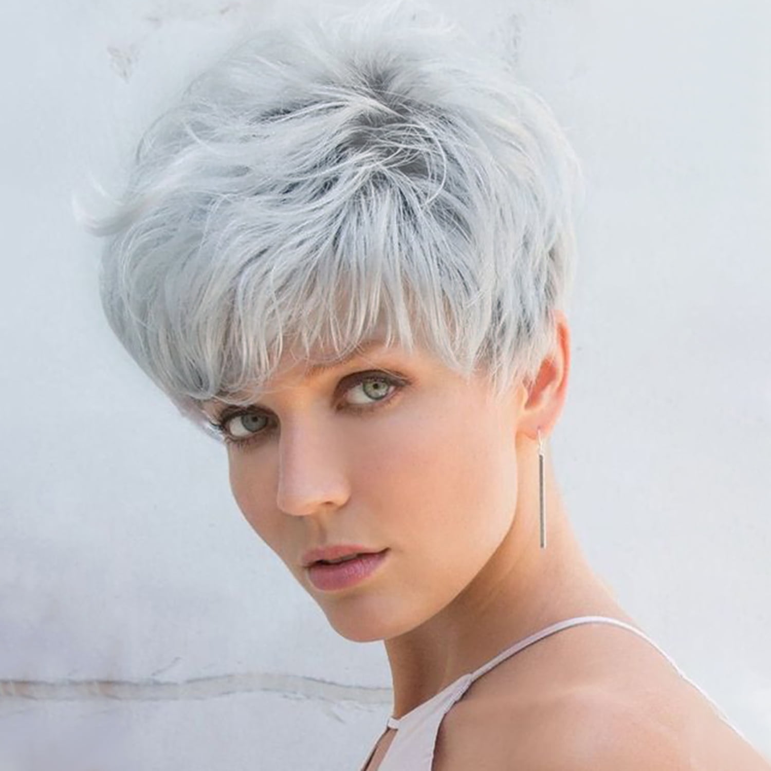 Lakihair Short Grey Wigs for Women Pixie Cut Wigs with Bangs Fluffy ...