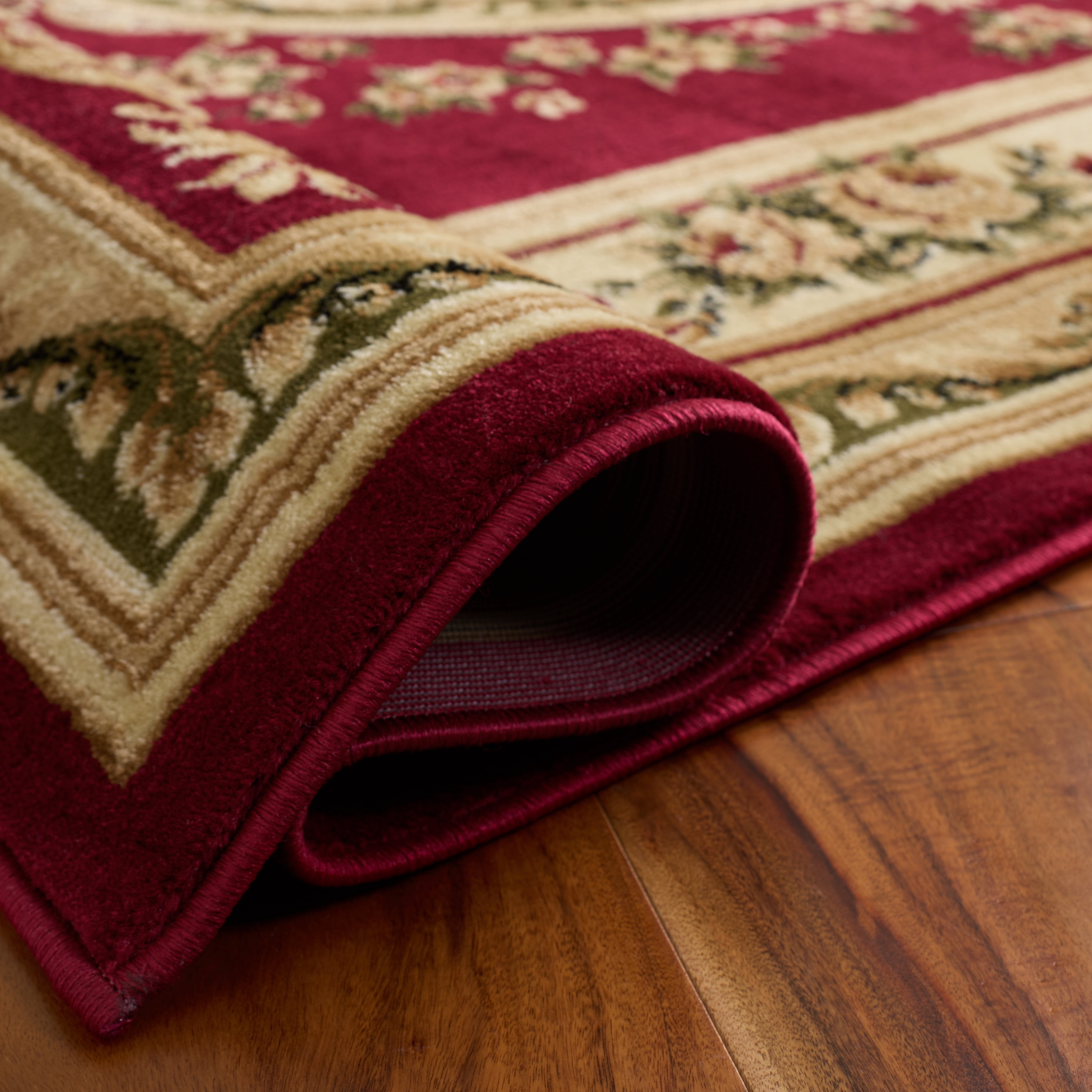 Safavieh Lyndhurst Katherine Floral Area Rug, Red/Ivory, 6' x 8'