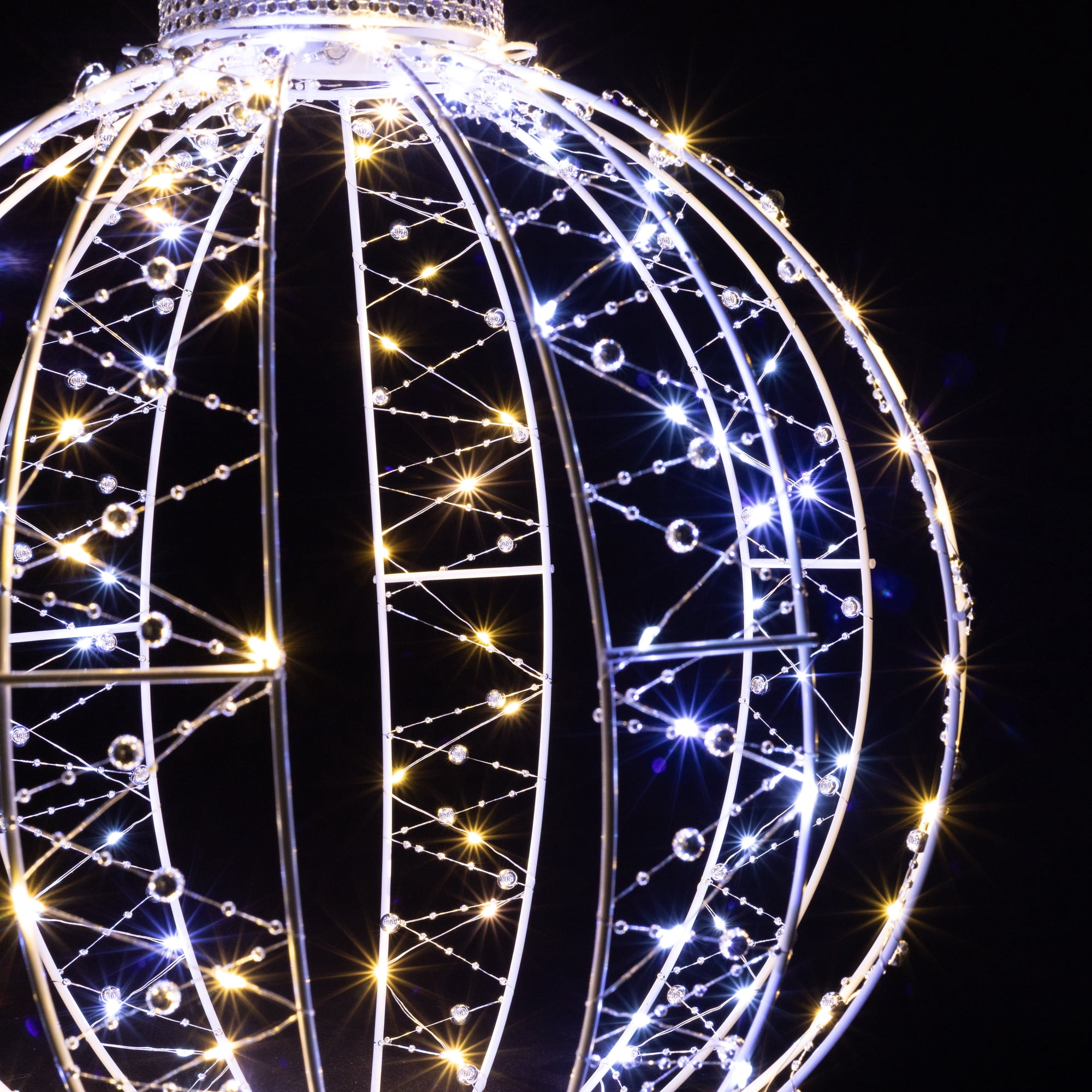 LED Lighted Bead 3-D Ball Ornament Christmas Outdoor Decoration - 15" - Candlelight Clear