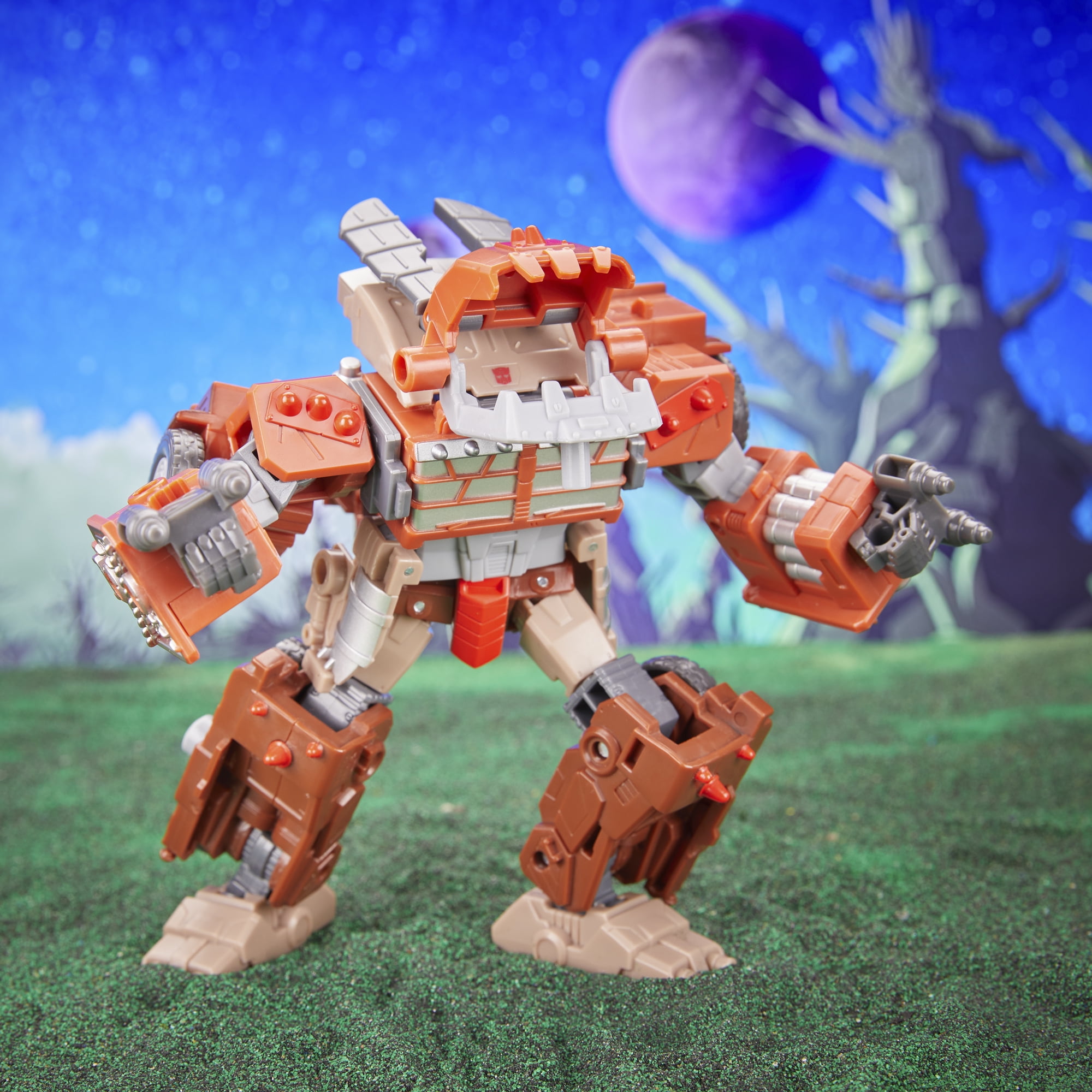 Transformers Collectible Teen Action Figures, Plastic Multicolor, 3.19 x 6.25 x 9.00 Inches, 0.75 lb
