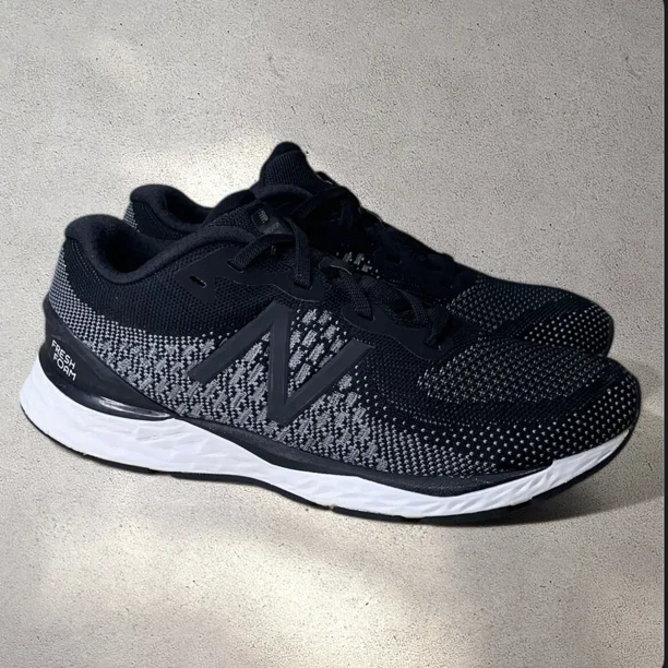 New Balance Fresh Foam 880 Mens Shoes Size 6.5 Black Athletic Running Sneakers