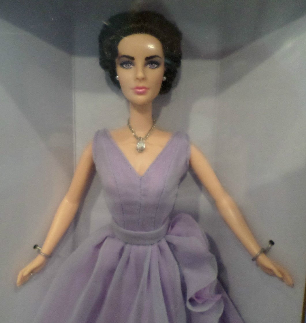 Elizabeth Taylor Barbie Doll Timeless Treasures Special Edition 2000 #28076