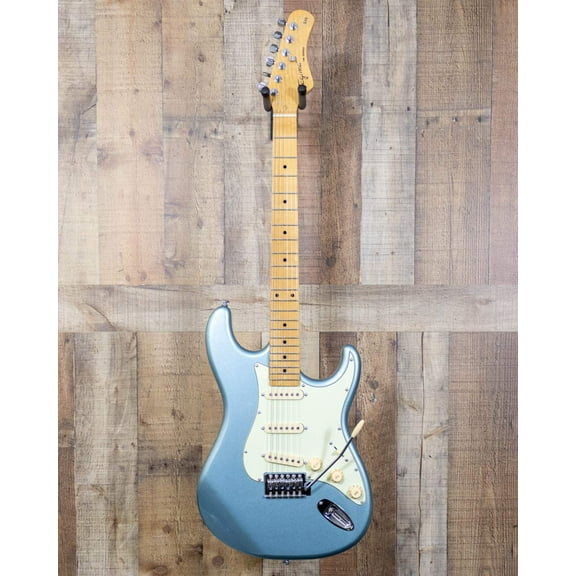 Tagima Lake Placid Blue Strat TG530