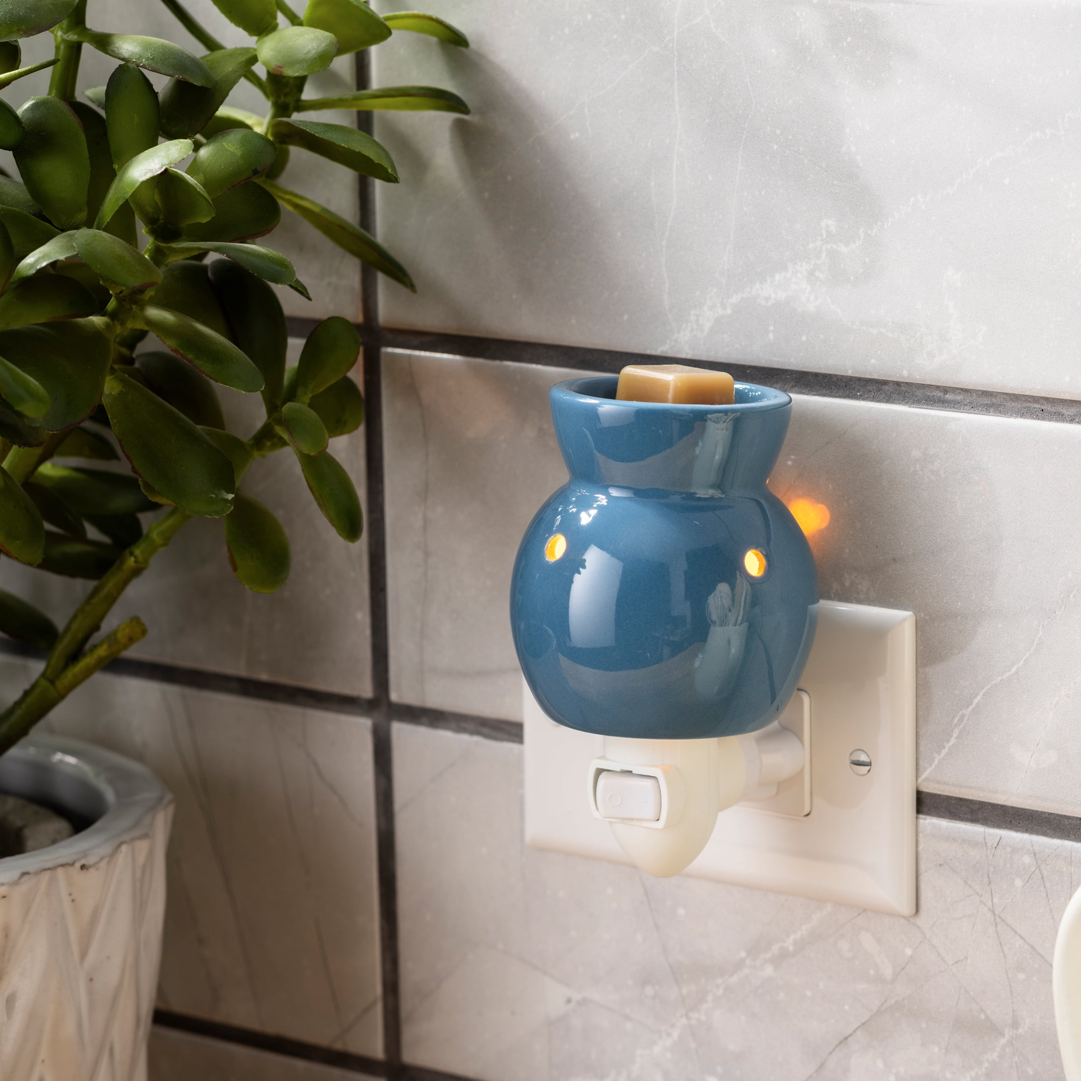 Mainstays Modern Coastal High Gloss Bubble Pluggable Wax Warmer, Cool Water Blue