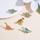 thumbnail image 3 of Set de 5 o 7 broches de dinosaurios esmaltados. Accesorios para mochilas, insignias, gorras y bolsos., 3 of 9
