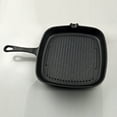 thumbnail image 4 of Tolstrey Poêle en Fonte Rayée 22cm avec Manche en Bois - Poêle Polyvalente pour Steak, Poisson, Crevettes & Porc - Répartition Uniforme de la Chaleur, Compatible avec Cuisinières à Gaz & Induction - Essentiel de Cuisine Élégant, 4 of 5