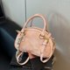 thumbnail image 1 of Bolsos de moda súper populares para mujer, nuevo bolso de hombro de cuero suave de alta calidad, versión coreana, bolso de mensajero informal, 2025, 1 of 5
