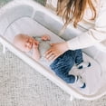 thumbnail image 4 of Cama portátil Bassinet Baby Delight Snuggle Nest de 0 a 5 m, color gris, 4 of 5