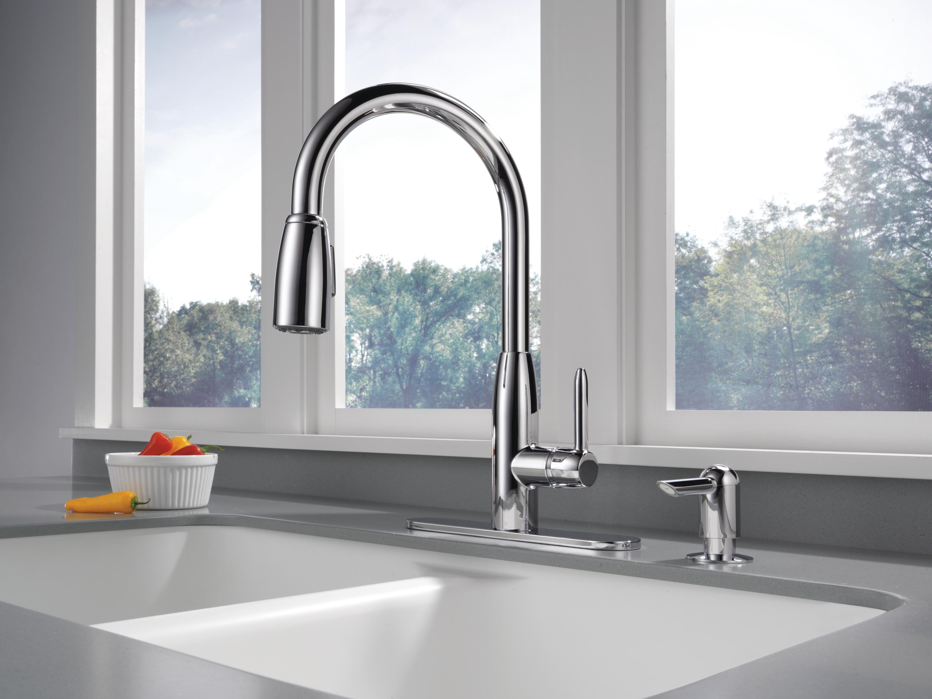 Peerless Core Kitchen Single Handle Pull-Down Faucet in Chrome P88103LF-SD-L - image 10 of 11