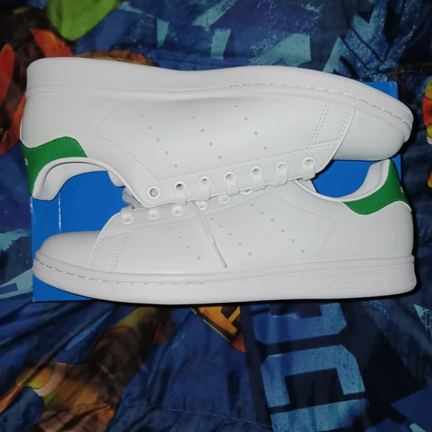 Adi-das Originals Stan Smith Men’s Size 10 Tennis Shoes White Green FX5502 NWT