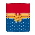 thumbnail image 1 of Cortina de ducha Robe Factory DC Comics Wonder Woman 71 x 71 pulgadas, 1 of 7