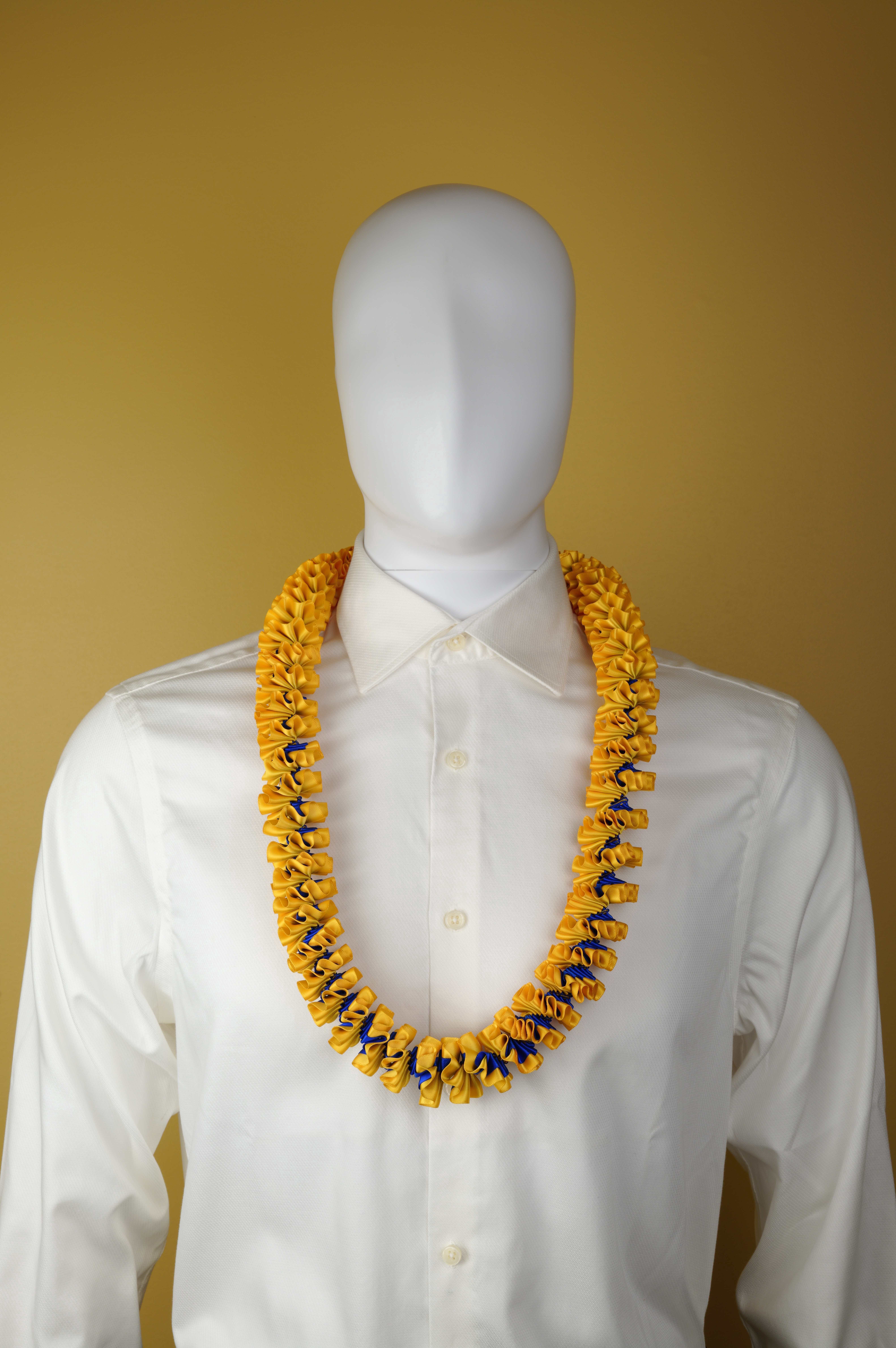 Maxport Corporation Ribbon Lei Royal Blue/lt.gold