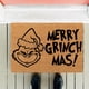 thumbnail image 5 of Alfombrilla decorativa navideña para baño con diseño de Grinch, alfombrilla para puerta con dibujos animados de Grinch verde peludo para exteriores, 5 of 6