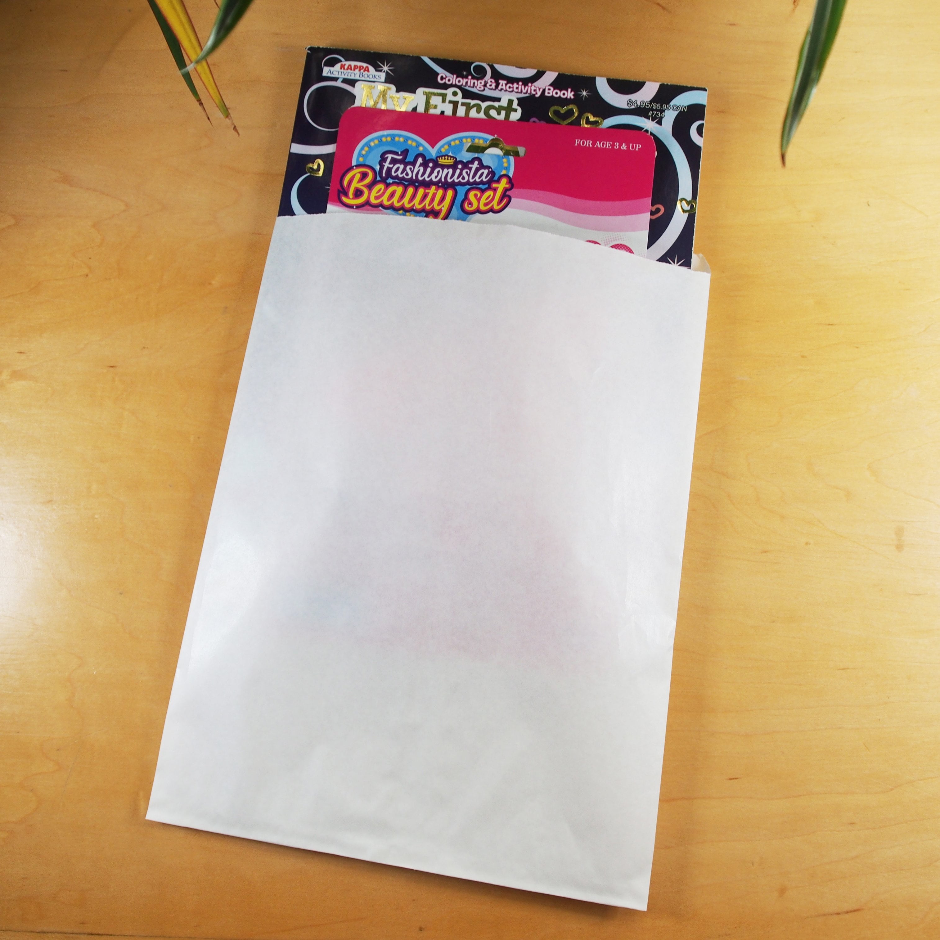 100 Qty 8.5" x 11" Decorative Flat Paper Gift Bags - Plain White Kraft Bags - for Sales/Treats/Parties Cookies/Gifts - N'icePackaging