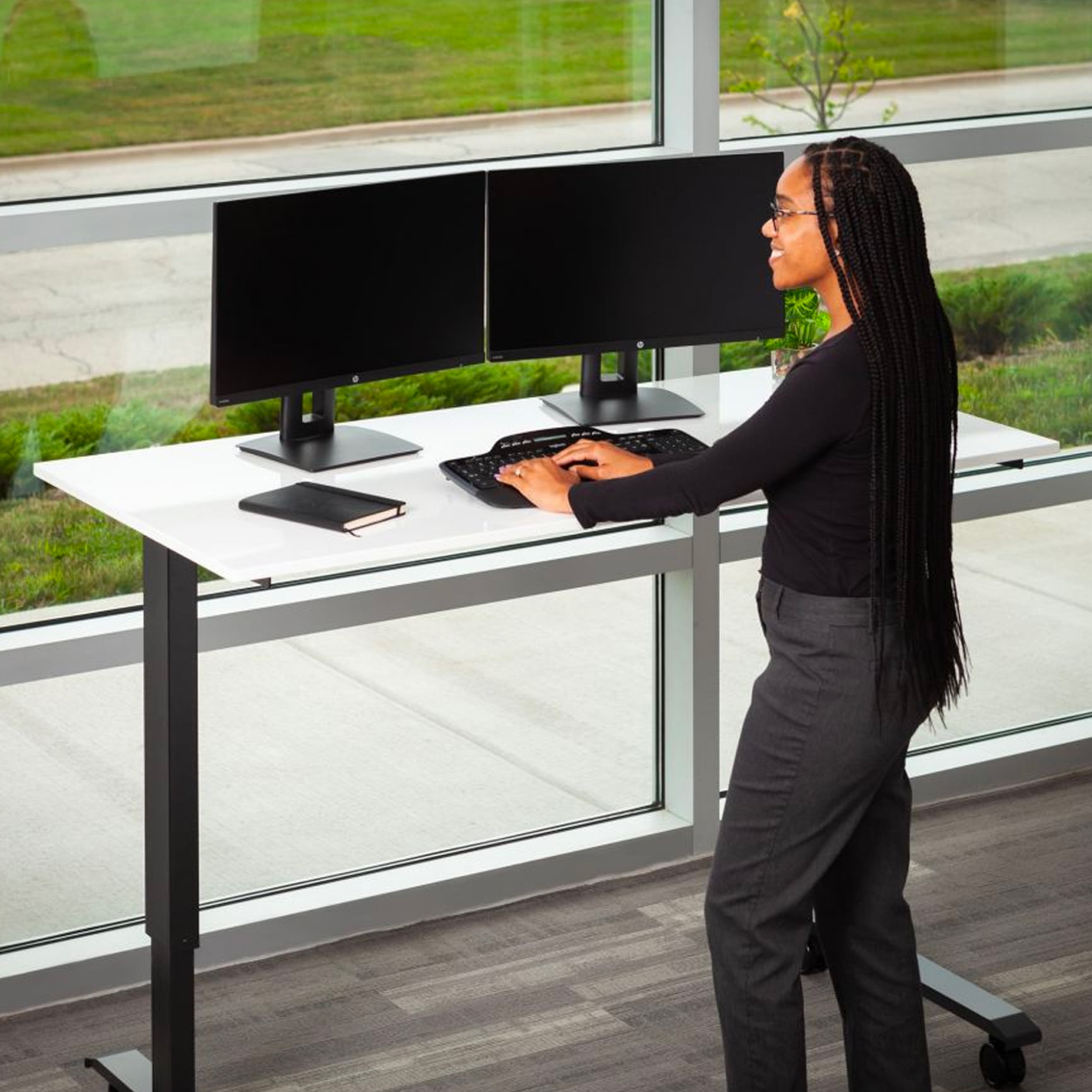 Stand Up Desk Store Crank Adjustable Height Rolling Standing Desk (Charcoal Frame/Gloss White Top, 60" Wide)