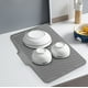 thumbnail image 5 of Tapete de secado para encimera (1 unidad), escurridor de platos sin taladro, bandeja de drenaje que protege las superficies y organiza los utensilios de cocina (gris)., 5 of 9