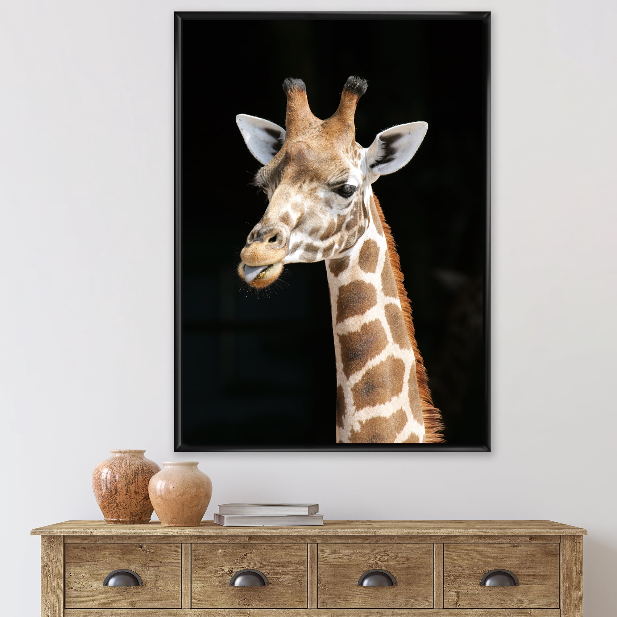 Designart 'Close Up Portrait Of A Giraffe On Black III' Farmhouse Framed Canvas Wall Art Print