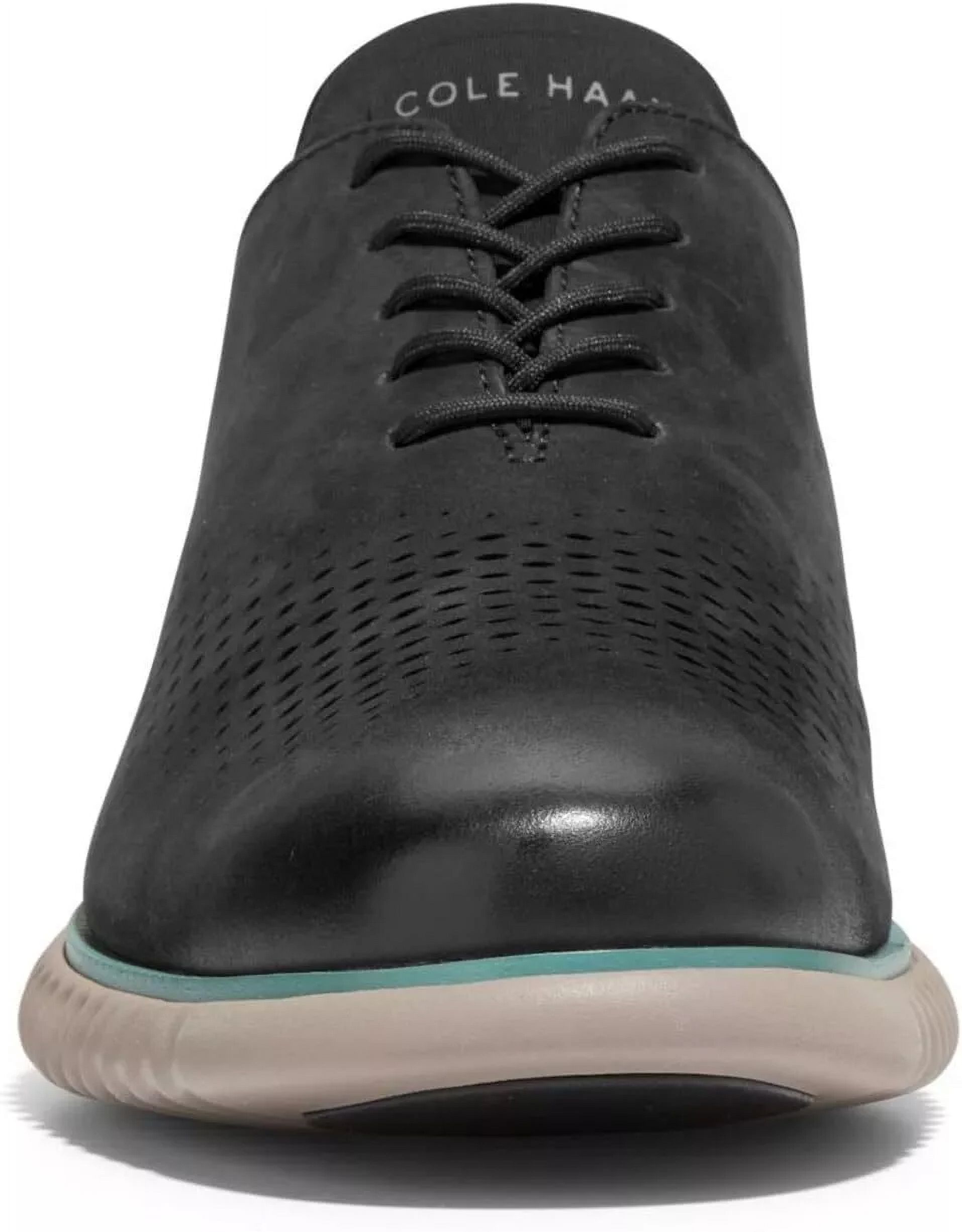 Cole Haan Men display picture 1