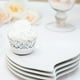 Weddingstar 9252-77 Classique Damas en Papier Filigrane Cupcake Wrappers - Silver Grey Scintillant – image 4 sur 4