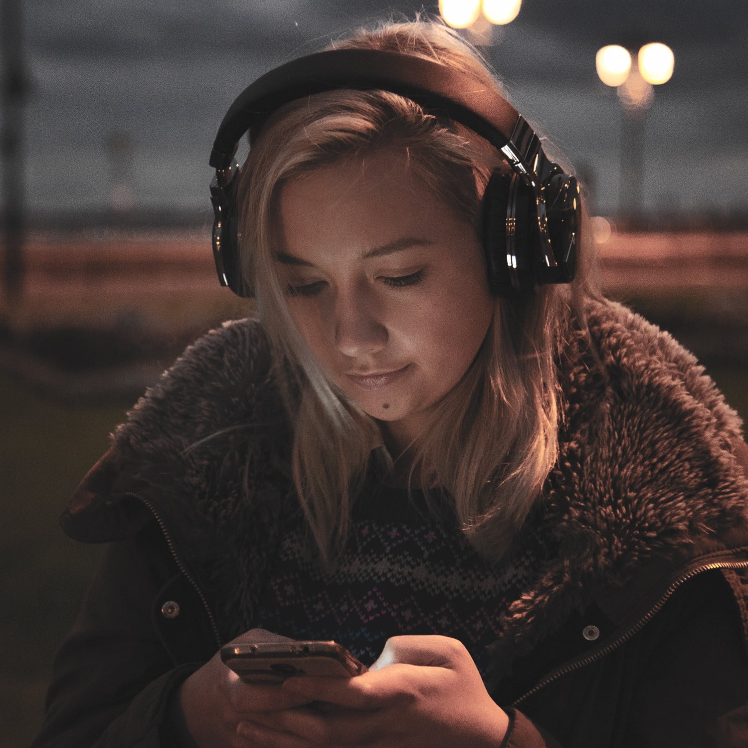 cowin e7 active noise cancelling bluetooth headphones with microphone hi