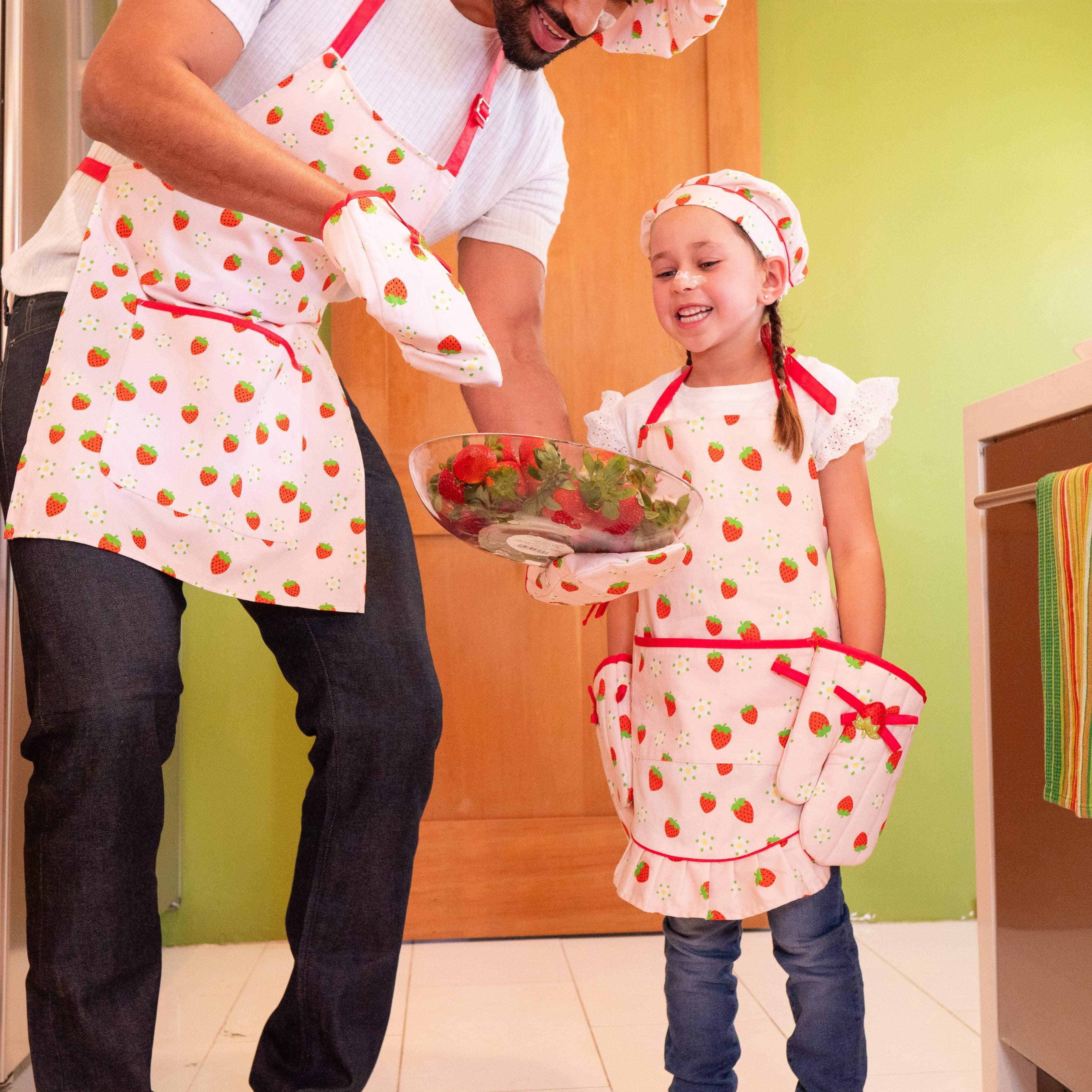 A Leading Role x Strawberry Shortcake Premium Adult Classic Cooking Apron