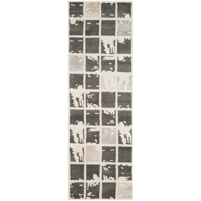 Safavieh Bella 2'3" X 7' Hand Tufted Wool Rug in Dark Gray and Ivory