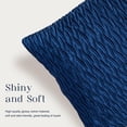 thumbnail image 3 of Juego de 2 fundas de almohada decorativas de terciopelo, conjunto de textura cuadrada, funda de almohada para sofá y dormitorio, 3 of 5