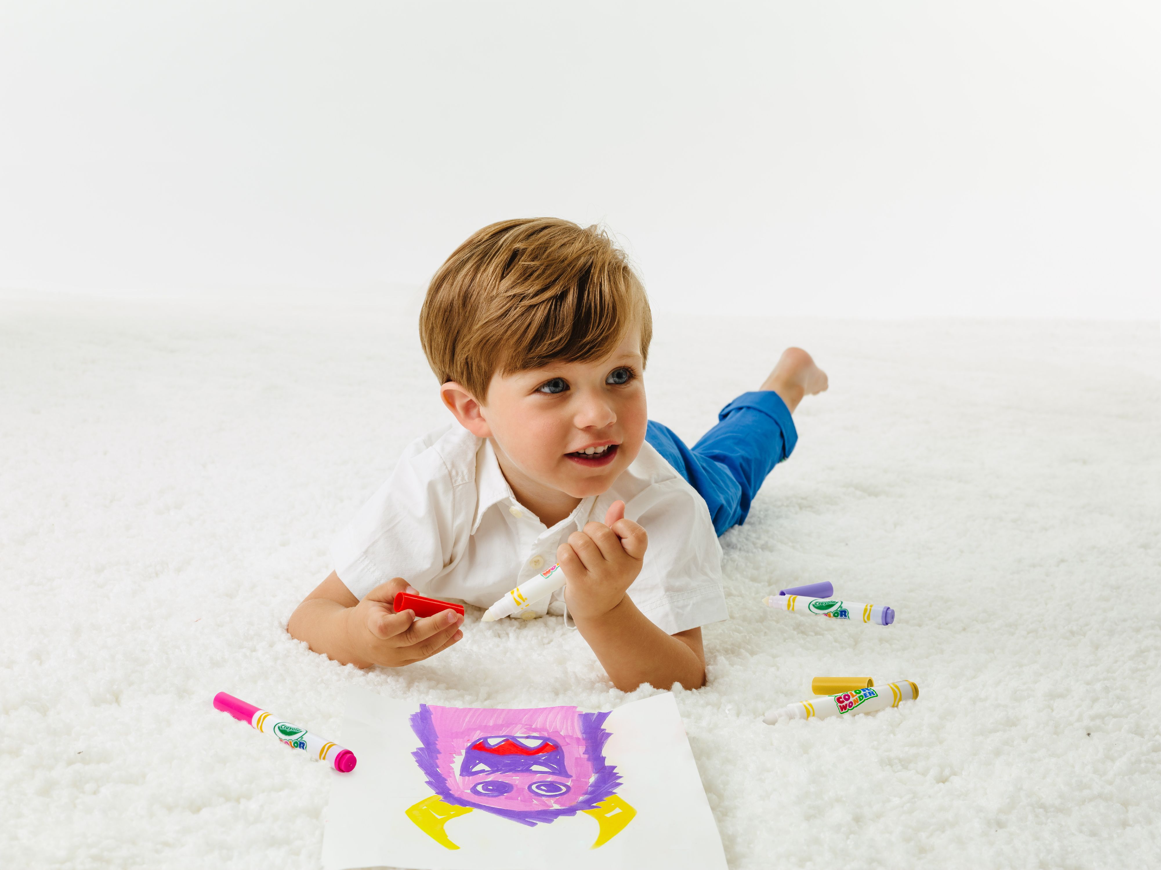 Crayola Mess Free Color Wonder Stow & Go Studio photo 3