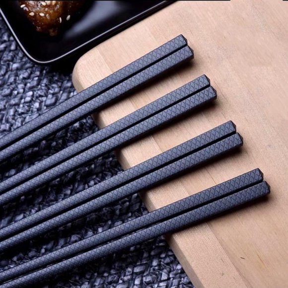 1 Paire de Tampons Alimentaires Chinois Bâtons à Sushi Peuvent Être Utilisés à Nouveau Antidérapants Lavables à la machine Vaisselle Forme Bambou Collation Classe d'Aliments