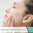 thumbnail image 4 of Limpiador Facial Espumoso CeraVe 90 mL Tamaño de Viaje Piel Grasa, 4 of 6