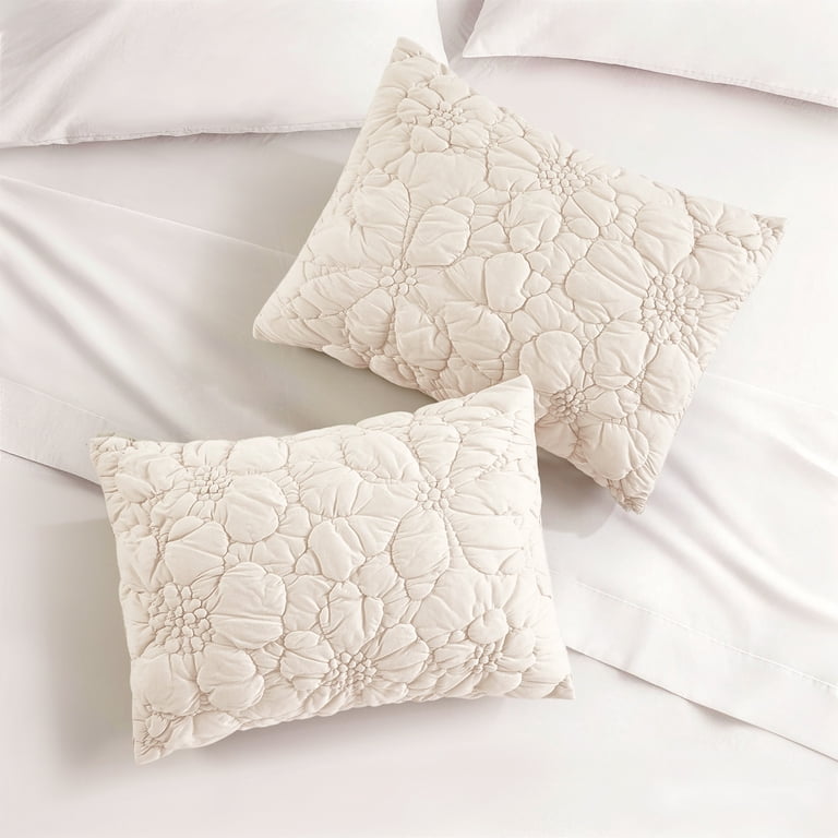 Ruched Floral Full/Queen Comforter Set, 3-Piece photo 3