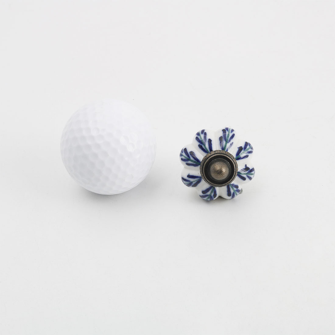 Unique Bargains 2pcs Ceramic Knobs Vintage Knob Drawer Round Pull Handle White and Blue