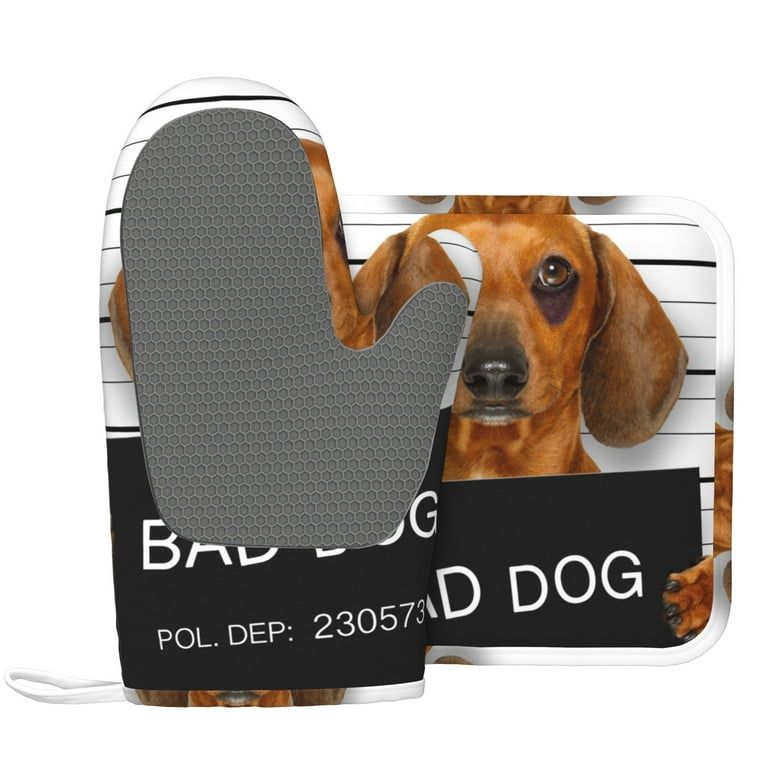 Dachshund Oven Mitts & Pot Holders Set (4 Piece Set) Dachshund Oven Mitts & Pot Holders Set (4 Piece Set)