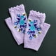 thumbnail image 4 of Guantes de punto bordados Minnieouse para mujer deportes al aire libre patinaje esquí ciclismo equitación flores cálidas color Púrpura claro, 4 of 6