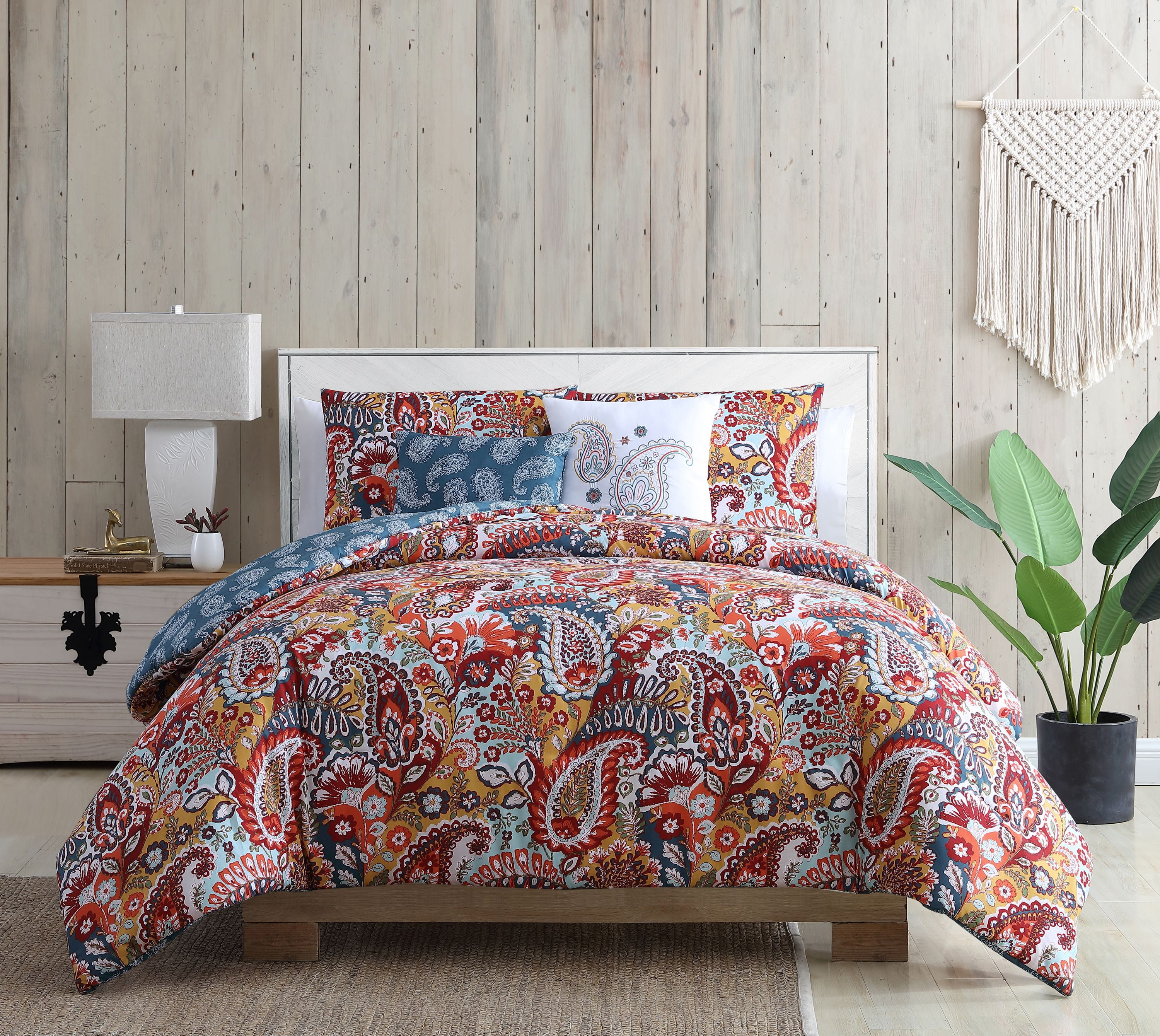 VCNY Home Bree Reversible Red Paisley Duvet Cover Set, King, Red