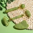 thumbnail image 3 of Rodillo Masajeador Facial Jade, Piedra Gua Sha y Cepillo de Silicona - Rodillo y Guasha en Cristal de Jade Verde - Kit de Masaje Manual para Rostro, Contorno de Ojos y Cuello, 3 of 5