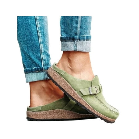 

Crocowalk Women s Lightweight Slide Summer Slippers Buckle Retro Cork Footbed Clogs Slip on Shoes Sandals