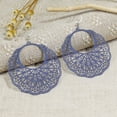 thumbnail image 3 of Pendientes de cobre Minnieouse para mujer redondos elegantes recubiertos a la moda color Azul, 3 of 6